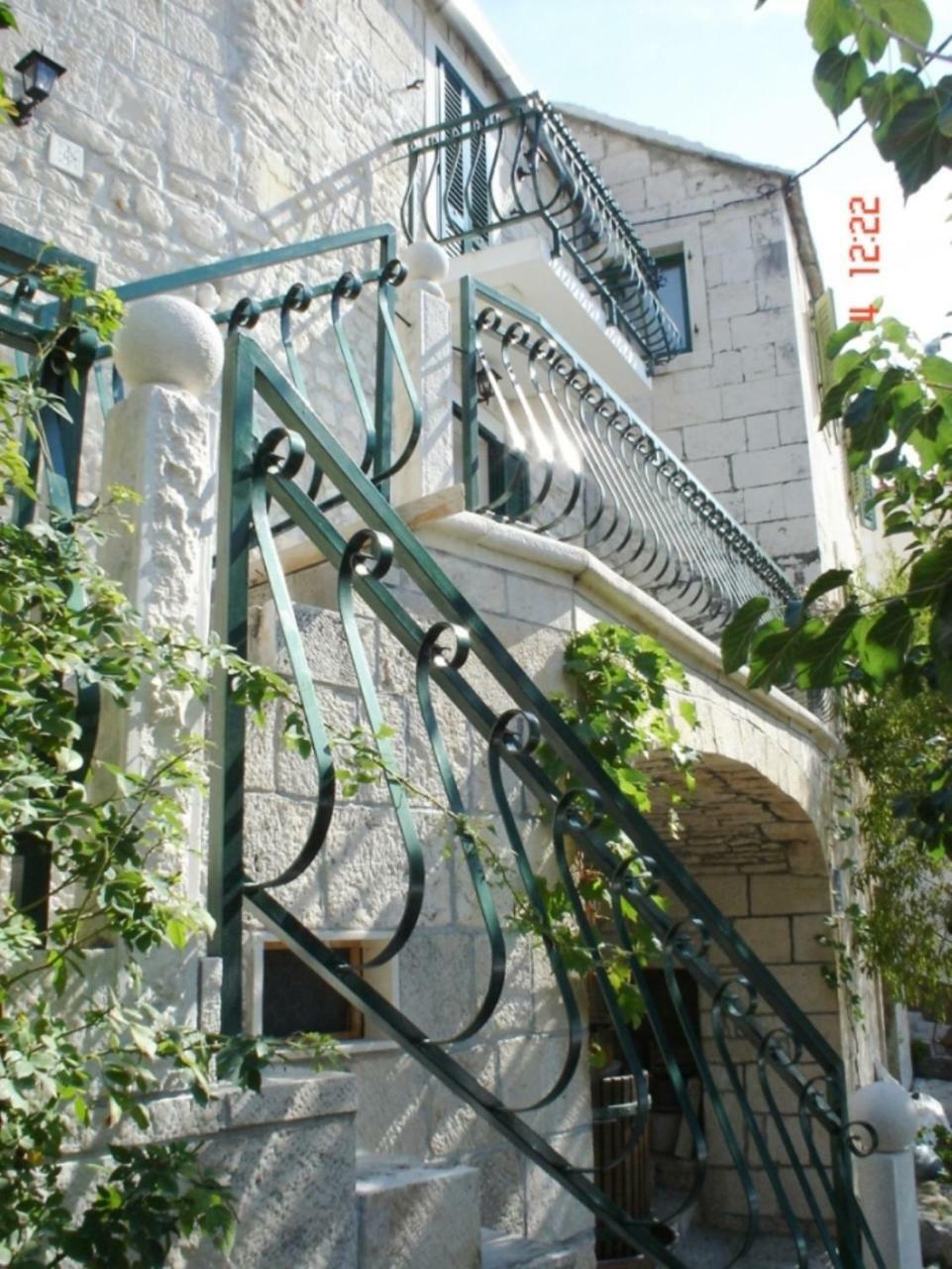 Villa Nikola Brela Exterior foto