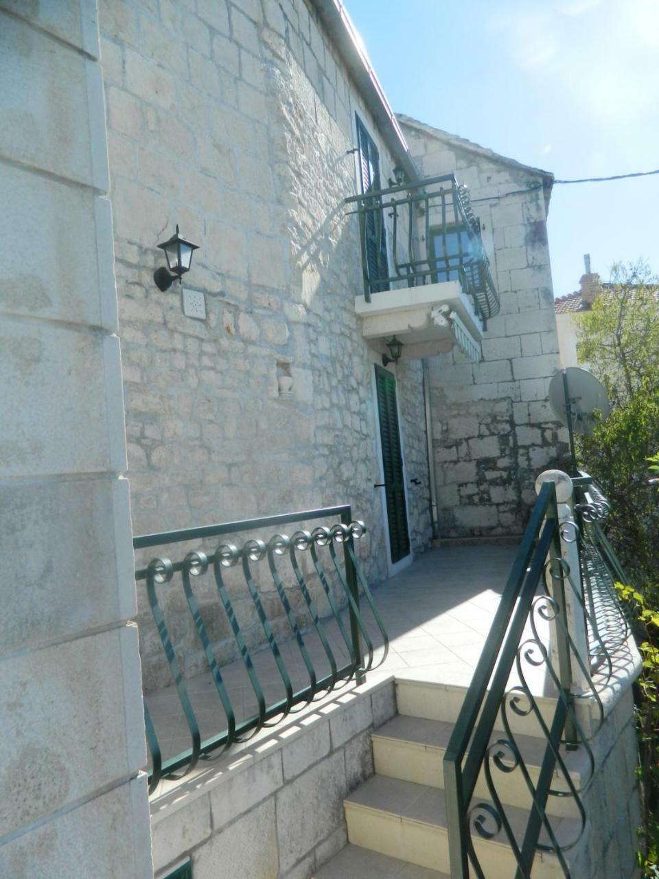 Villa Nikola Brela Exterior foto